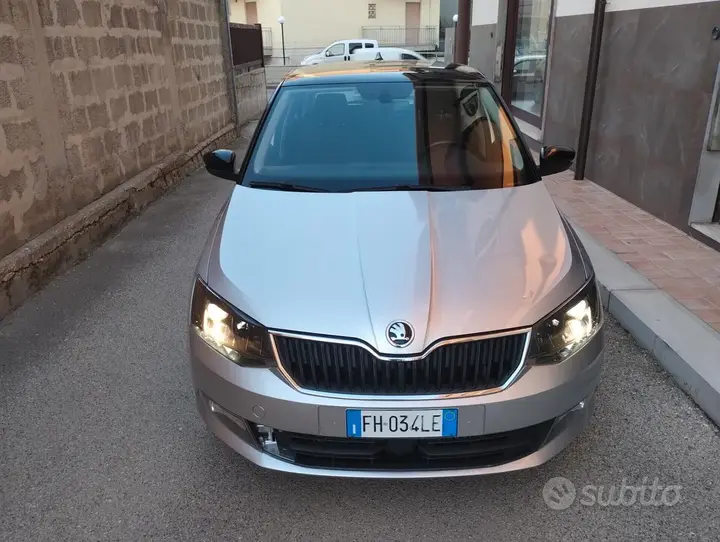 Skoda Fabia 2016 photo 2