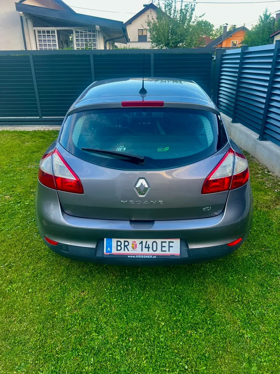 Renault Megane 2010 photo 3