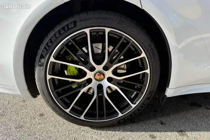 Porsche Panamera 2020 photo 4