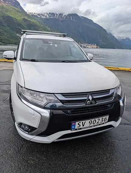 Mitsubishi Outlander 2018 photo 4