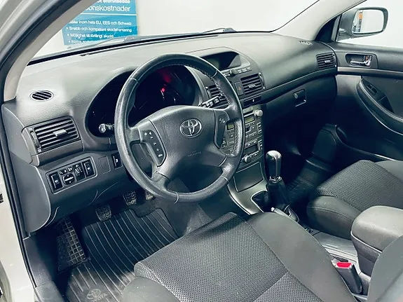Toyota Avensis 2005 photo 5