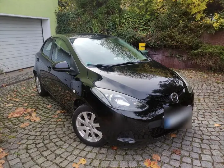 Mazda Mazda2