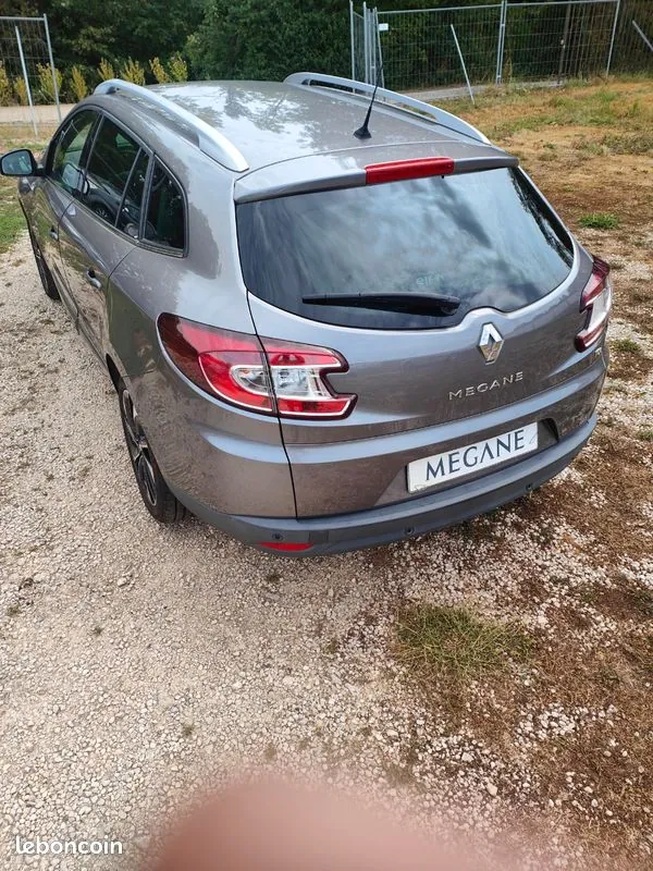 Renault Megane 2014 photo 2