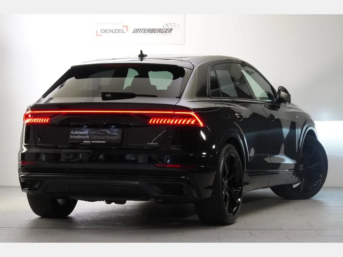 Audi Q8 2021 photo 3
