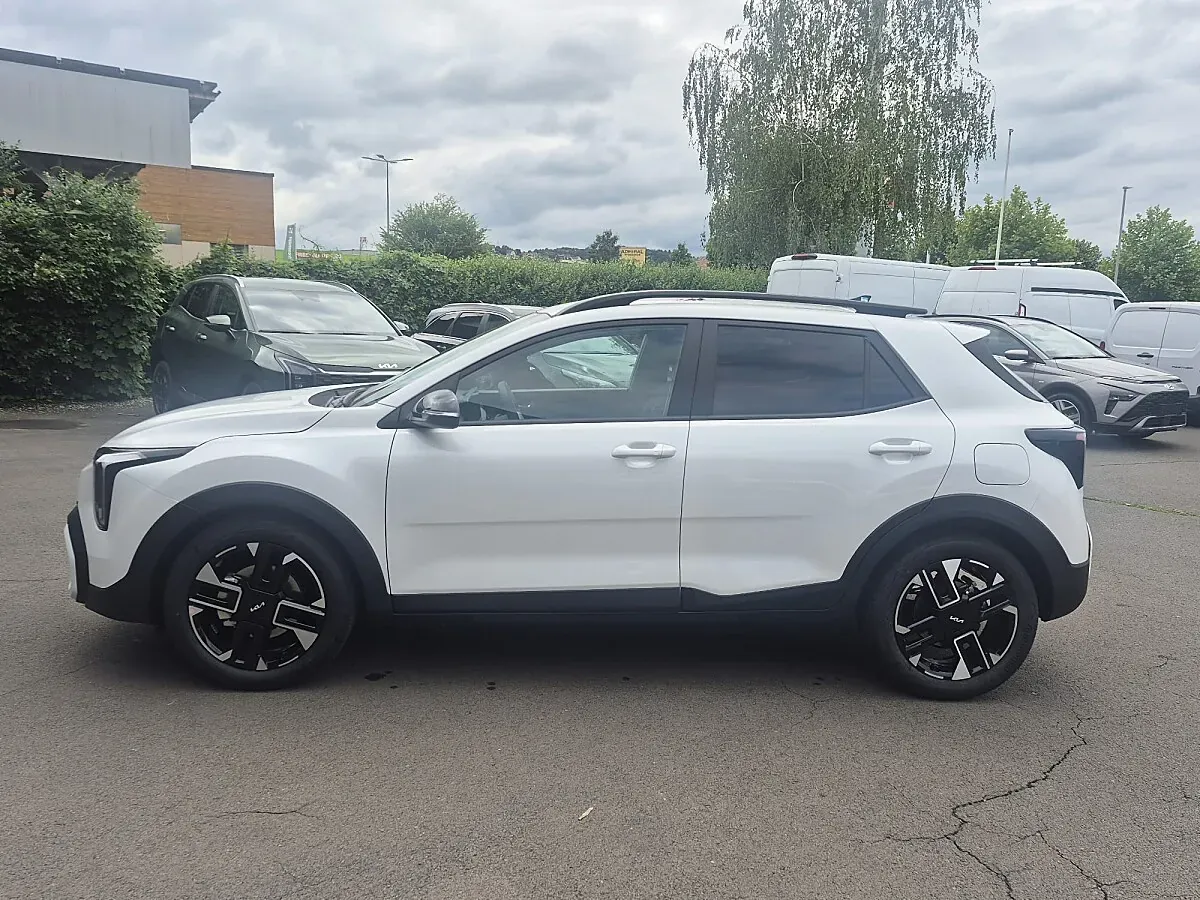 Kia Stonic 2026 photo 2