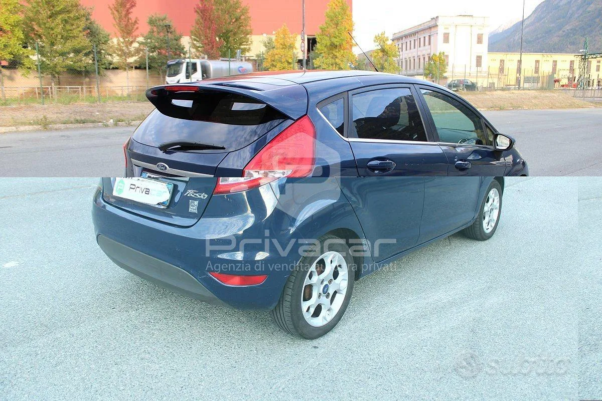 Ford Fiesta 2012 photo 5