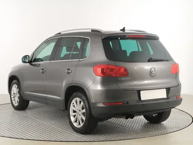 Volkswagen Tiguan 2011 photo 3