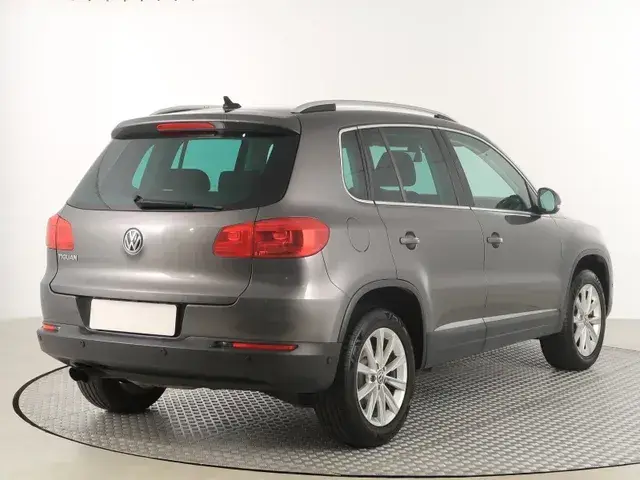 Volkswagen Tiguan 2011 photo 4