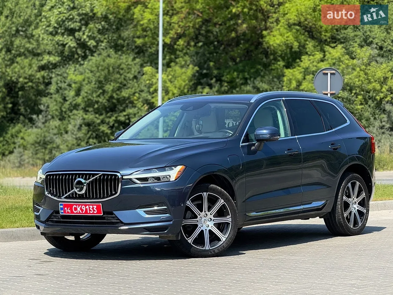 Volvo Xc60 2020 photo 2