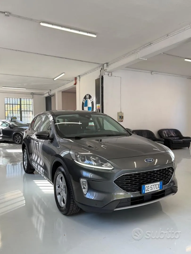 Ford Kuga 2021 photo 3