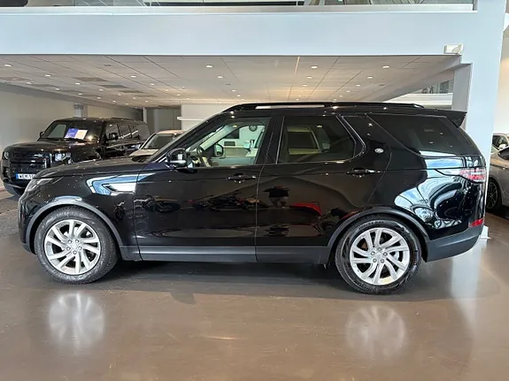 Land Rover Discovery 2018 photo 2