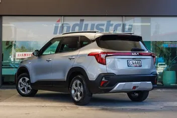 Kia Seltos 2024 photo 3