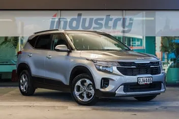 Kia Seltos 2024 photo 2