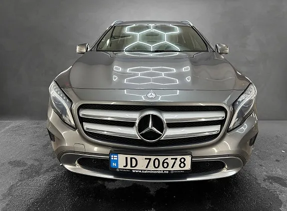 Mercedes-Benz Gla220