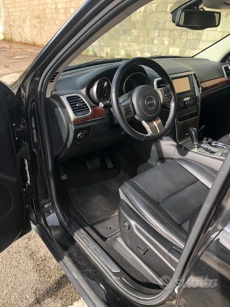 Jeep Grand Cherokee 2013 photo 4