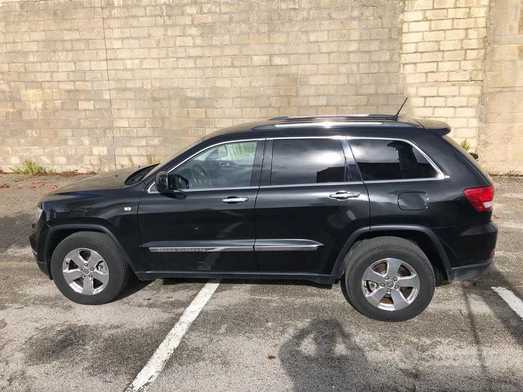 Jeep Grand Cherokee 2013 photo 3