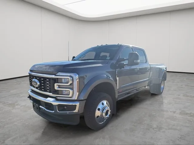 Ford Super Duty F-450 2026 photo 3