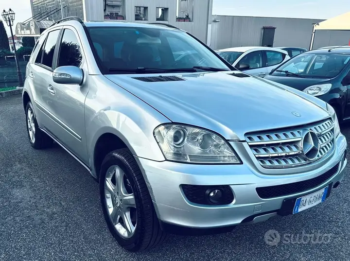 Mercedes-Benz Ml 320 Cdi 2006 photo 2