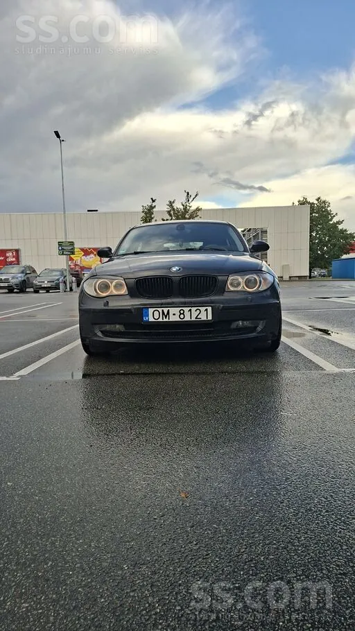 BMW 120
