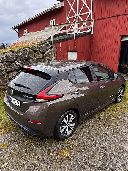 Nissan Leaf 2018 photo 4