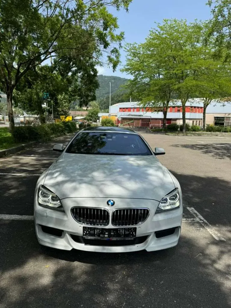 BMW 6 Series 2012 photo 2