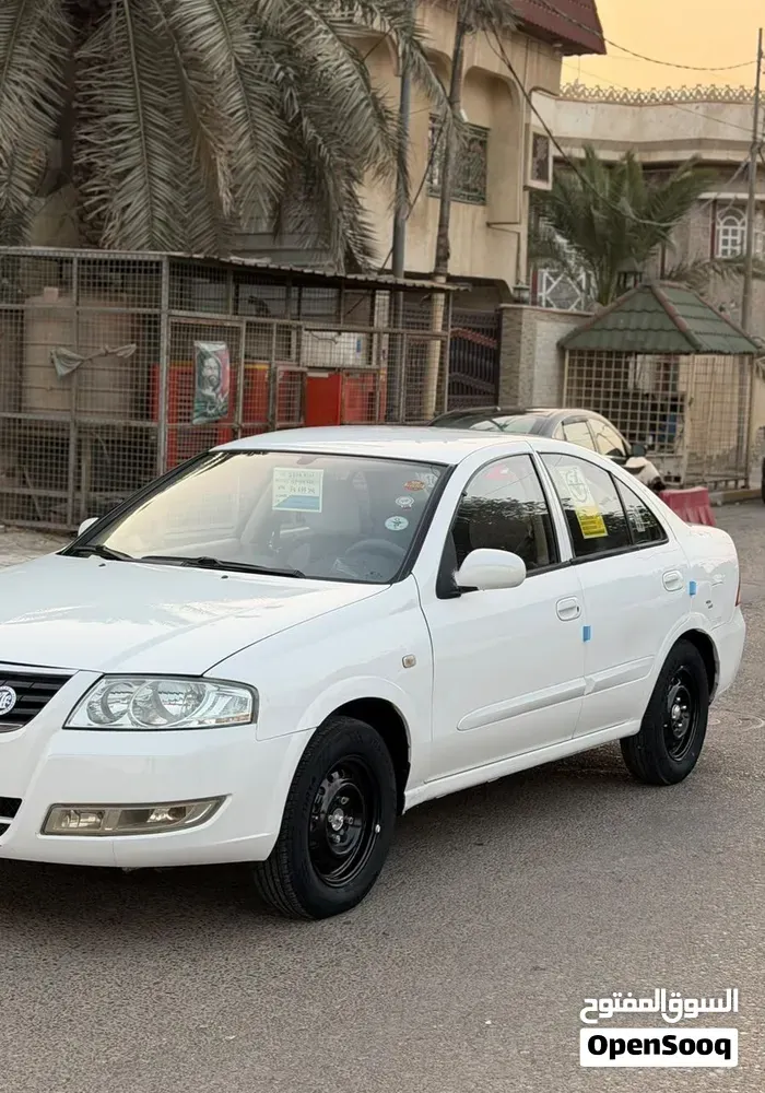 Nissan Sunny 2013 photo 3