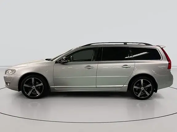 Volvo V70 2016 photo 2