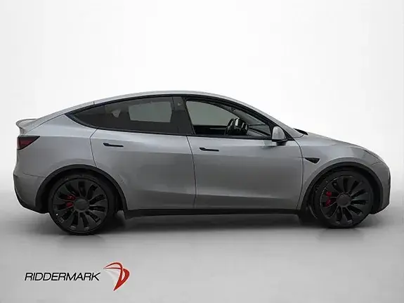 Tesla Model Y 2023 photo 5