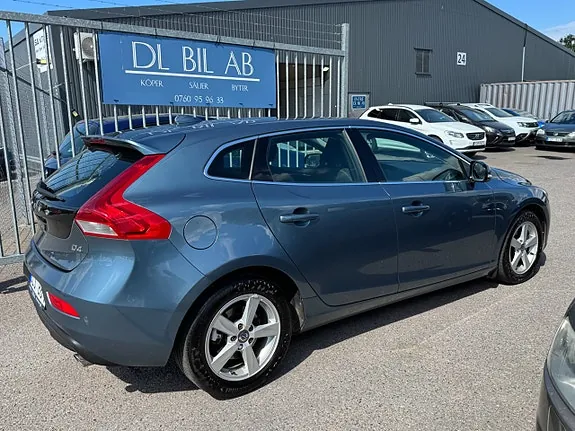 Volvo V40 2013 photo 4