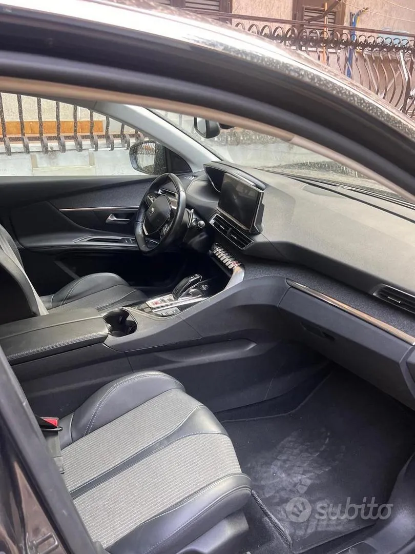 Peugeot 3008 2022 photo 5