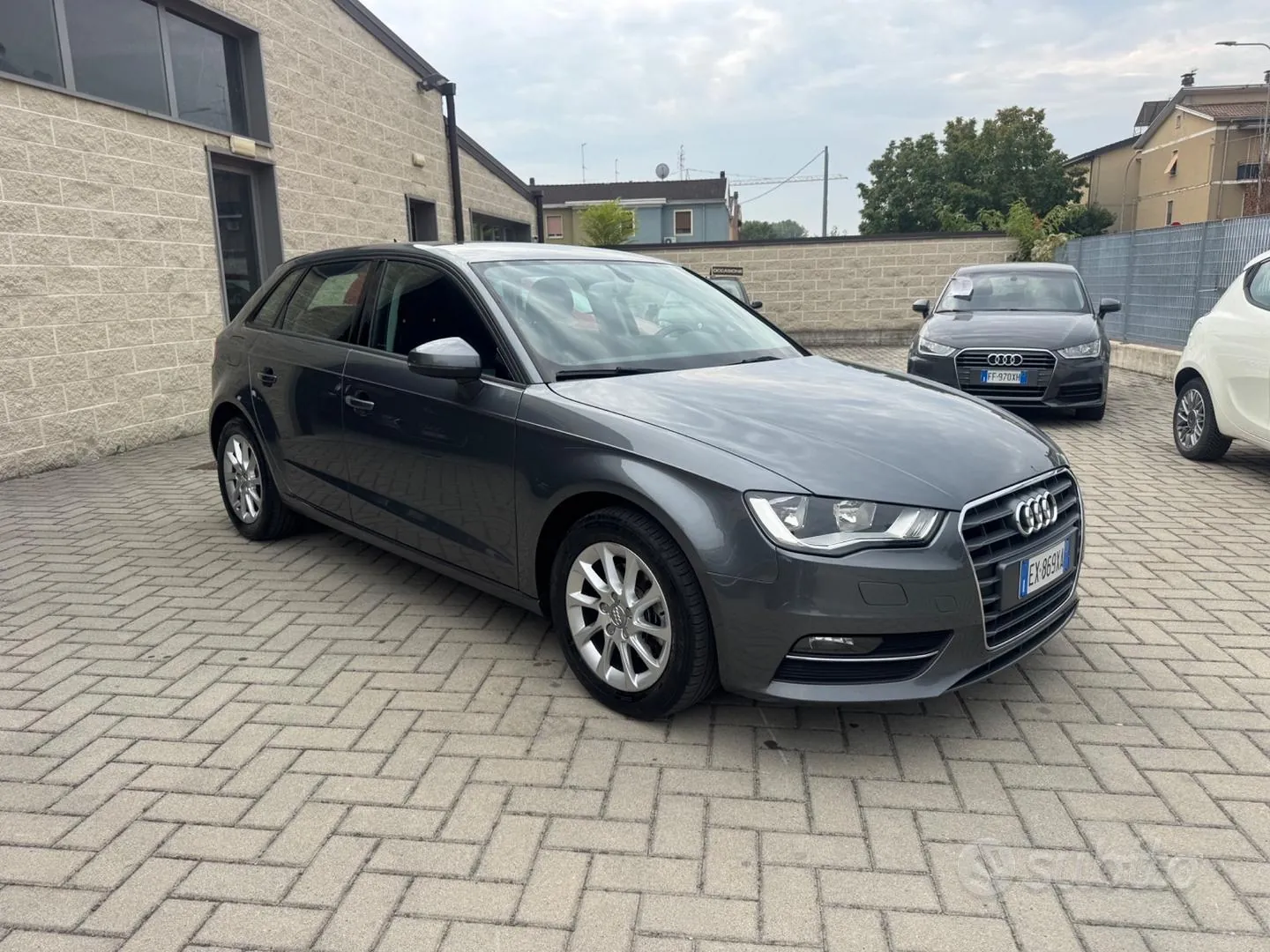 Audi A3 2015 photo 2