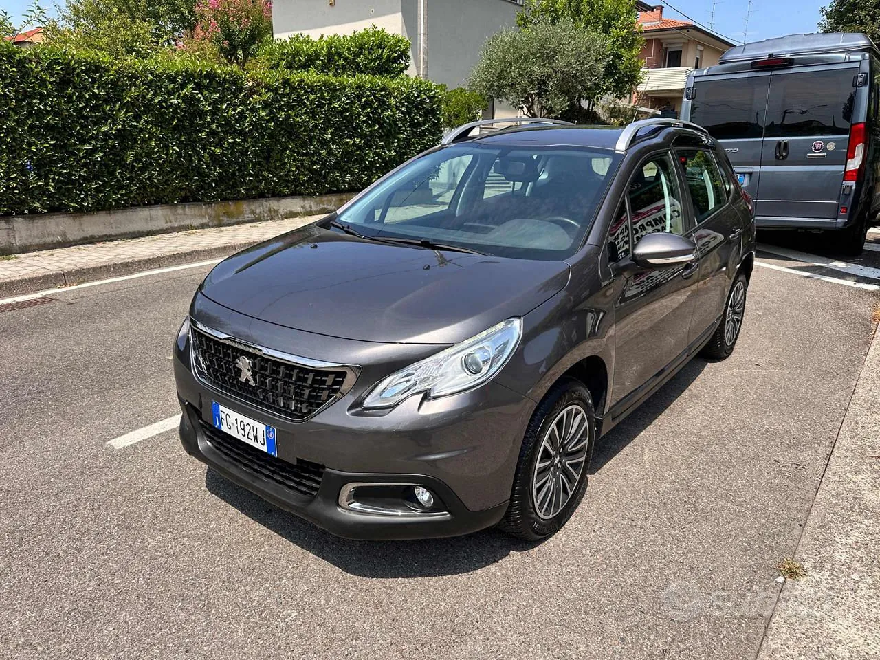Peugeot 2008 2016 photo 2