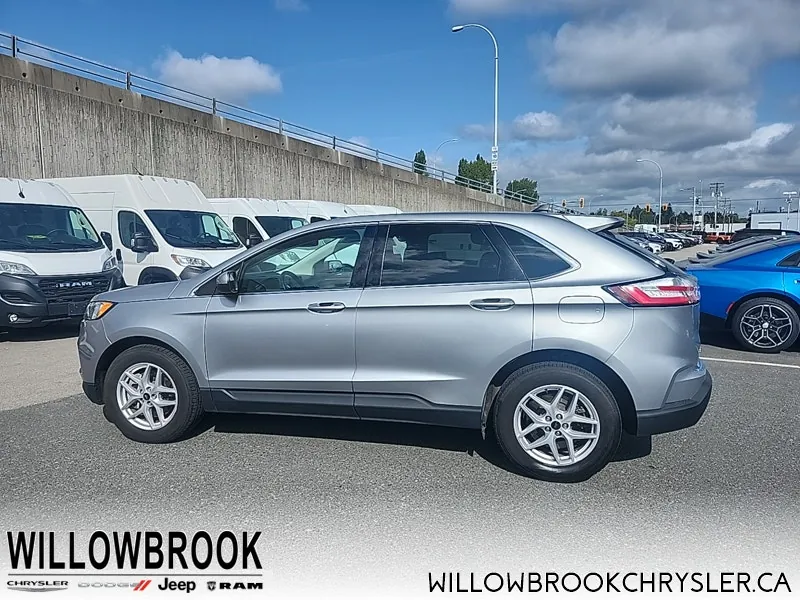 Ford Edge 2023 photo 4