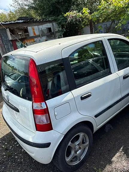 Fiat Panda 2011 photo 2