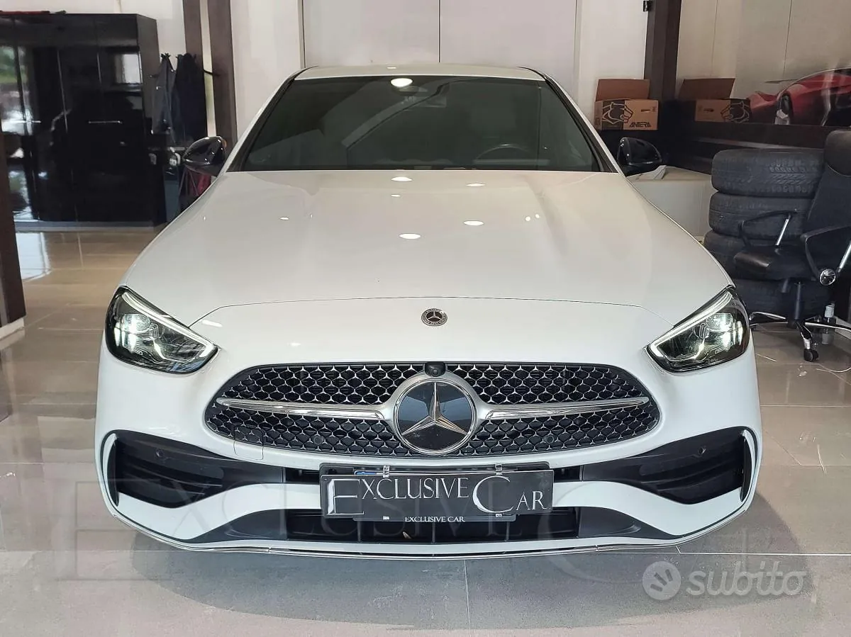 Mercedes-Benz C300 2023 photo 3