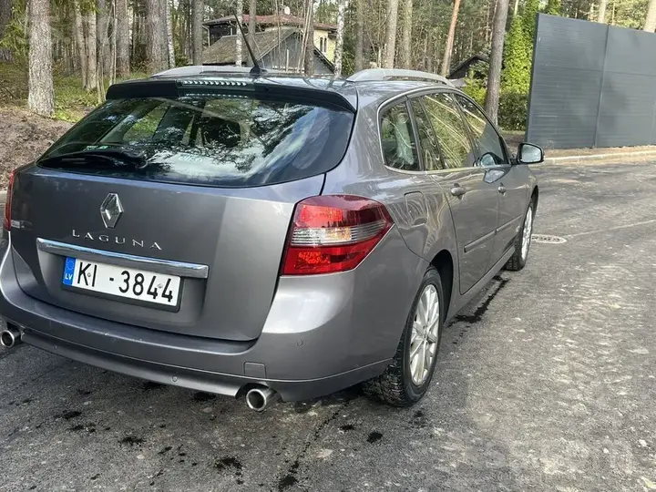 Renault Laguna 2015 photo 5