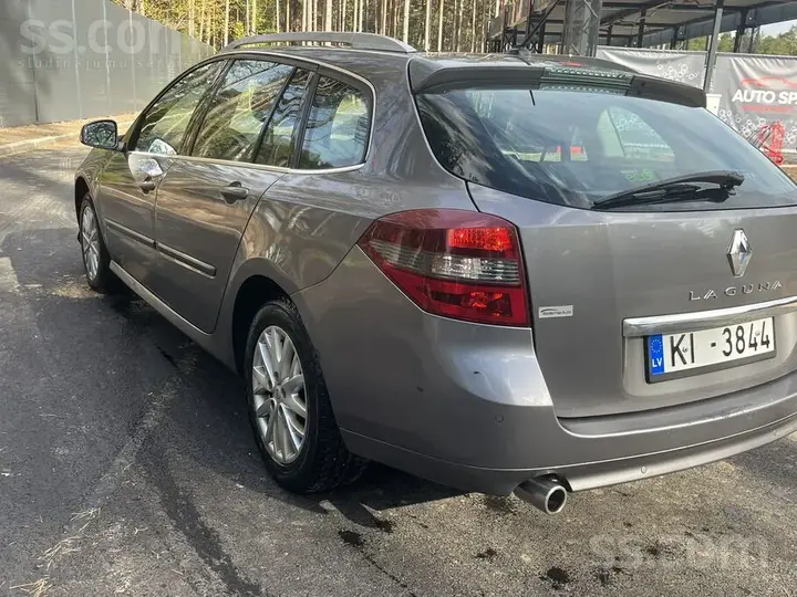 Renault Laguna 2015 photo 4