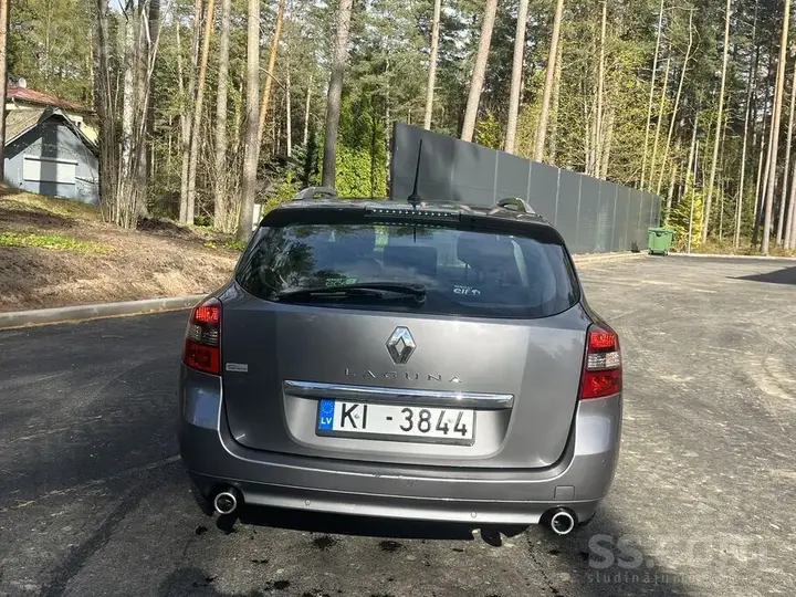 Renault Laguna 2015 photo 3