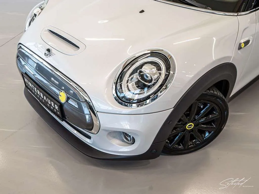 Mini Cooper 2020 photo 2
