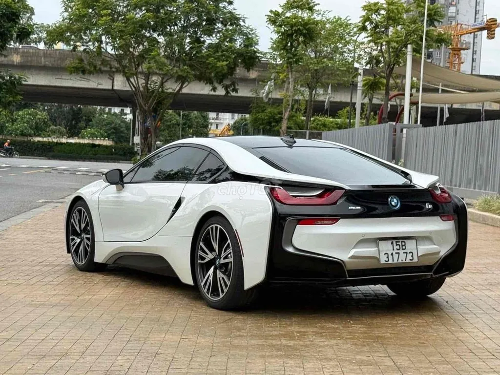 BMW I8 2015 photo 3