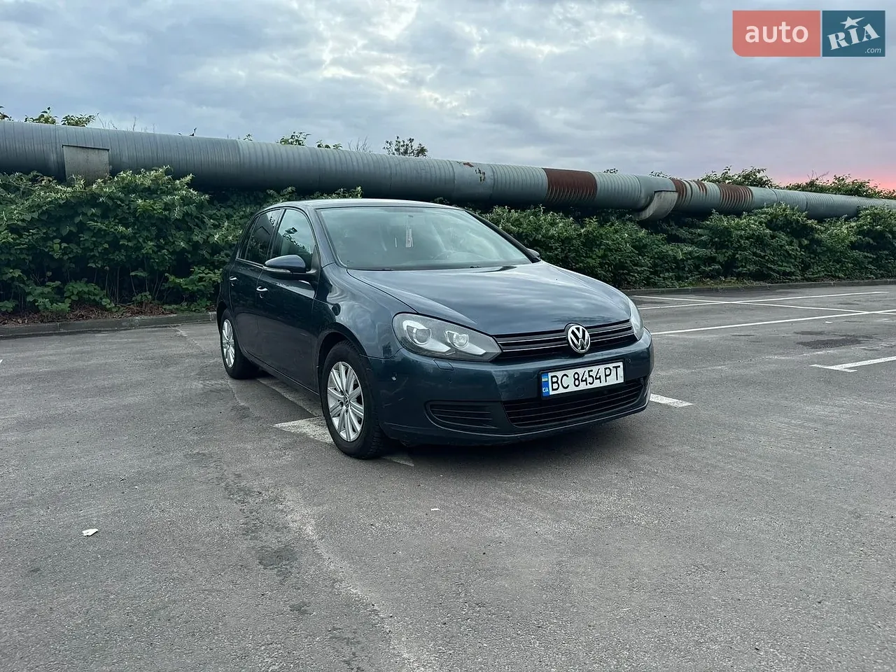 Volkswagen Golf 2010 photo 4