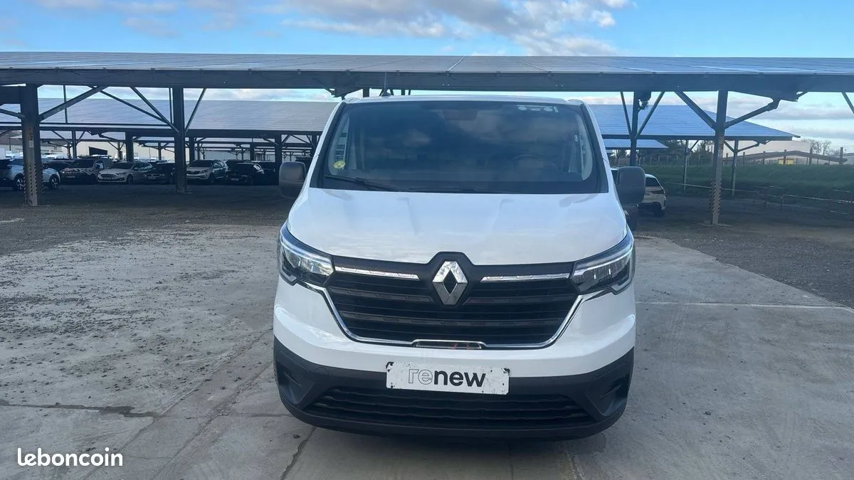 Renault Trafic 2024 photo 5