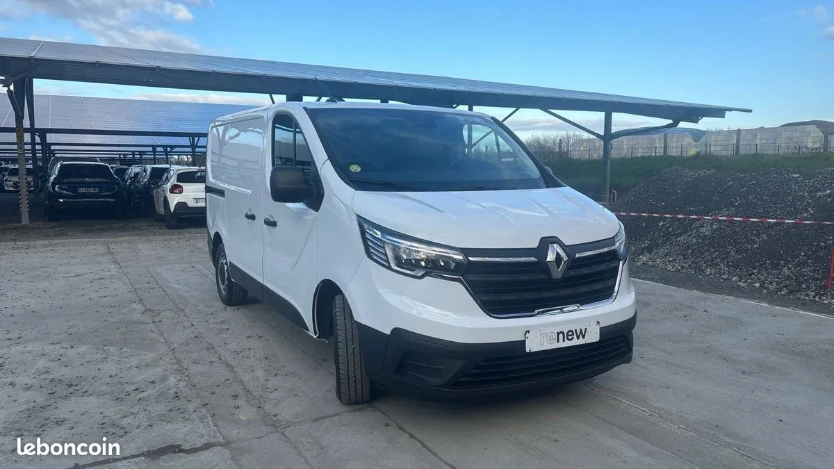 Renault Trafic 2024 photo 4