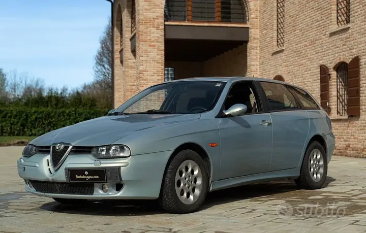 Alfa Romeo 156