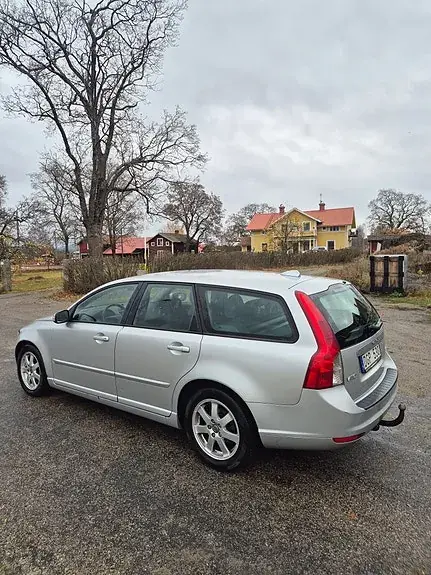 Volvo V50 2008 photo 4