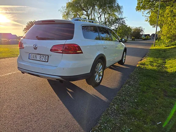Volkswagen Passat Alltrack 2014 photo 3