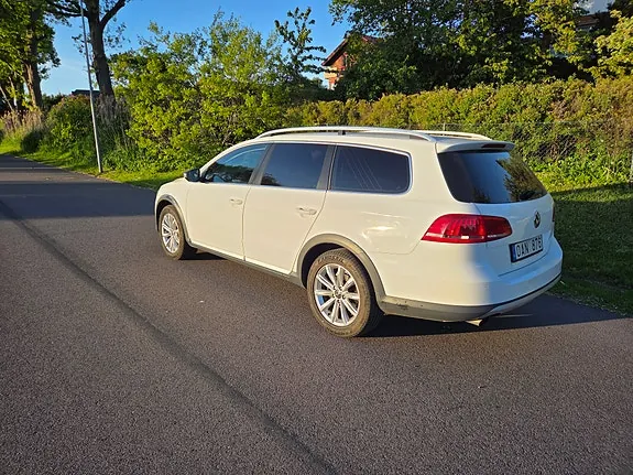 Volkswagen Passat Alltrack 2014 photo 4