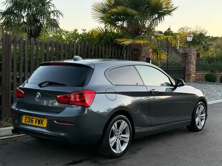BMW 1 Series 2016 photo 3
