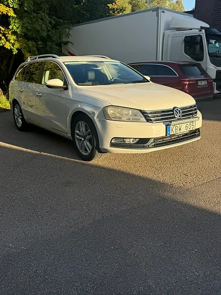 Volkswagen Passat 2013 photo 2