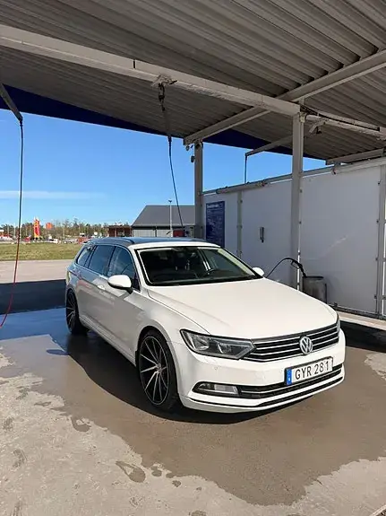 Volkswagen Passat 2017 photo 2